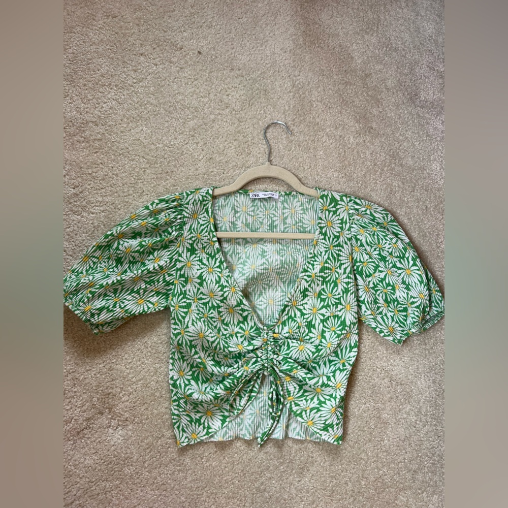 Zara Green and Yellow Daisy Crop Top, Size Small